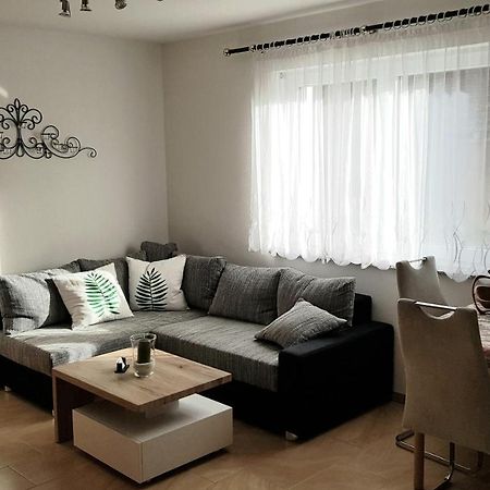 Ferienwohnung Regina Stuppach Buitenkant foto